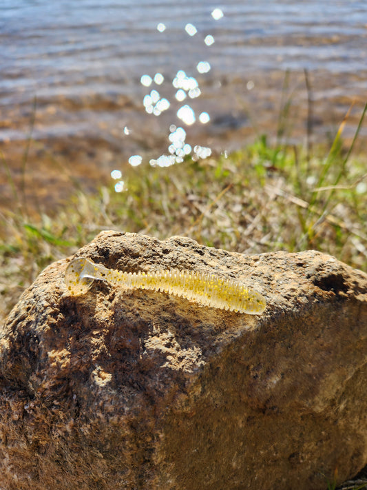 Gold paddle tail